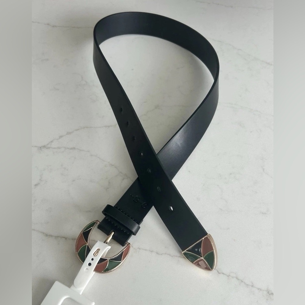Jessica Simpson Women’s Belt Size Large Color: Black Mosaic NEW!